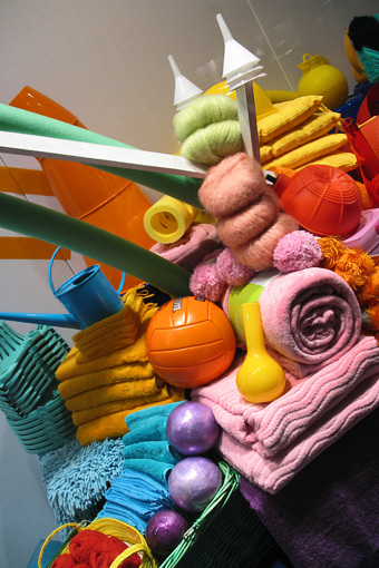 collage with jewellery, collage with fascinating objects, 