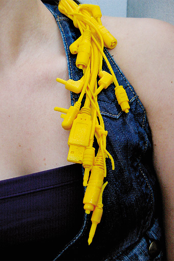 Denise Julia Reytan,denise Reytan, Reytan, Berlin, Jewellery, schmuck, schmuckdesign, zeichen am körper, signs on the body, dnice, Denise Reytan, Reytan, Düsseldorf, Berlin, Jewellery, Jewlery, Momentaufnahme, Moment of time, Snap-shot, snapshot, time, pr