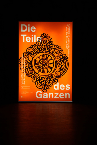 Denise J. Reytan, Illustration, Citylight Plakate, Kunstgewerbemuseum Dresden, one liner, handcrafted posters, reytan, Denise Reytan, M23, Teile des Ganzen, 